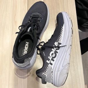 Hoka One One Rincon (US 11.5)